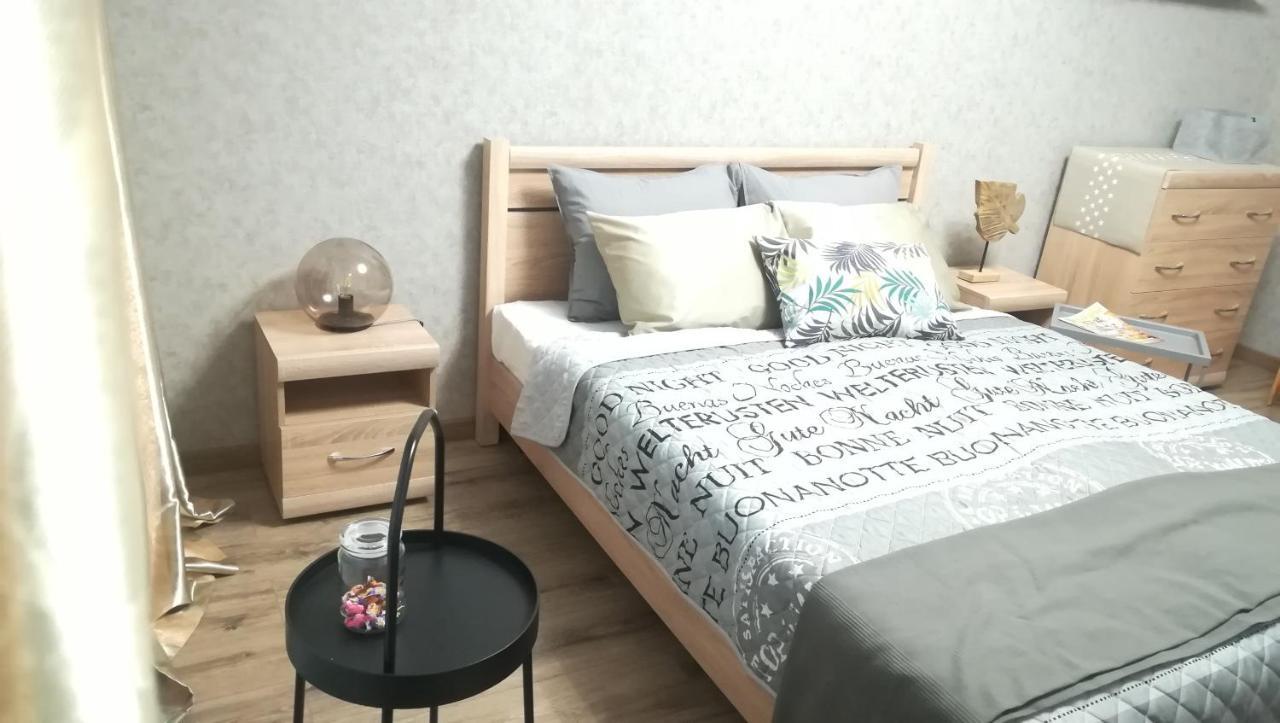 Ferienwohnung Oliva Wizebsk Exterior foto